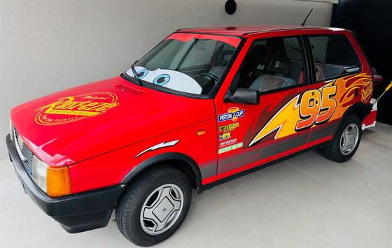 FIAT UNO 1.6 R 8V GASOLINA 2P MANUAL FIAT UNO 1.6 R 8V GASOLINA 2P MANUAL
